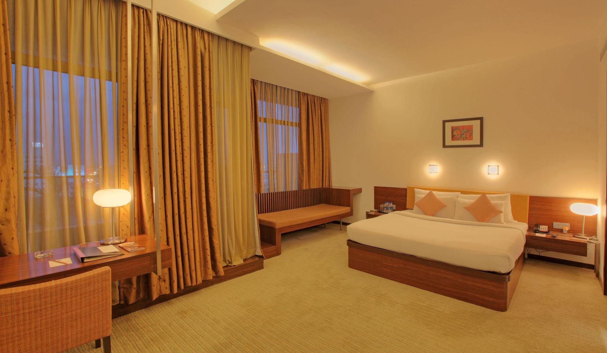 Hotel Parc Estique Pune Eksteriør bilde