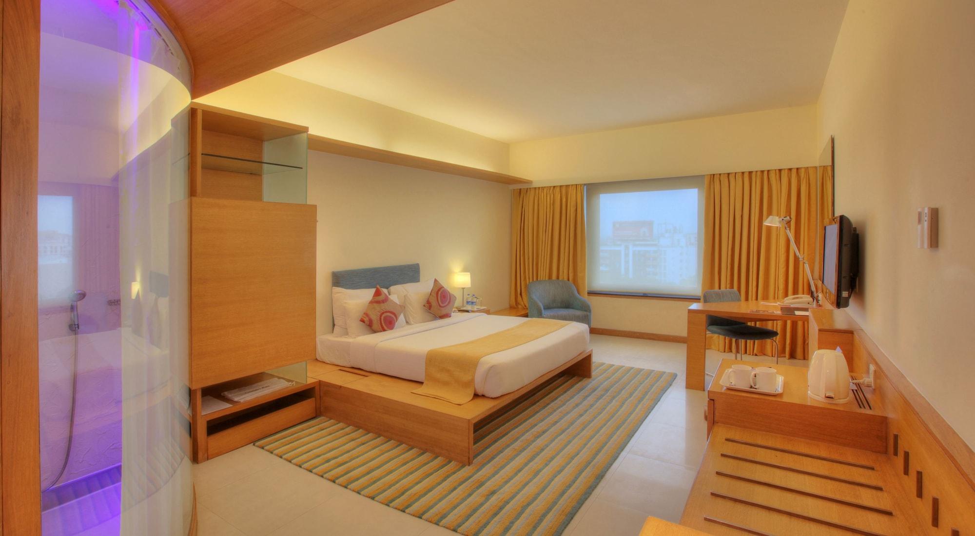 Hotel Parc Estique Pune Eksteriør bilde