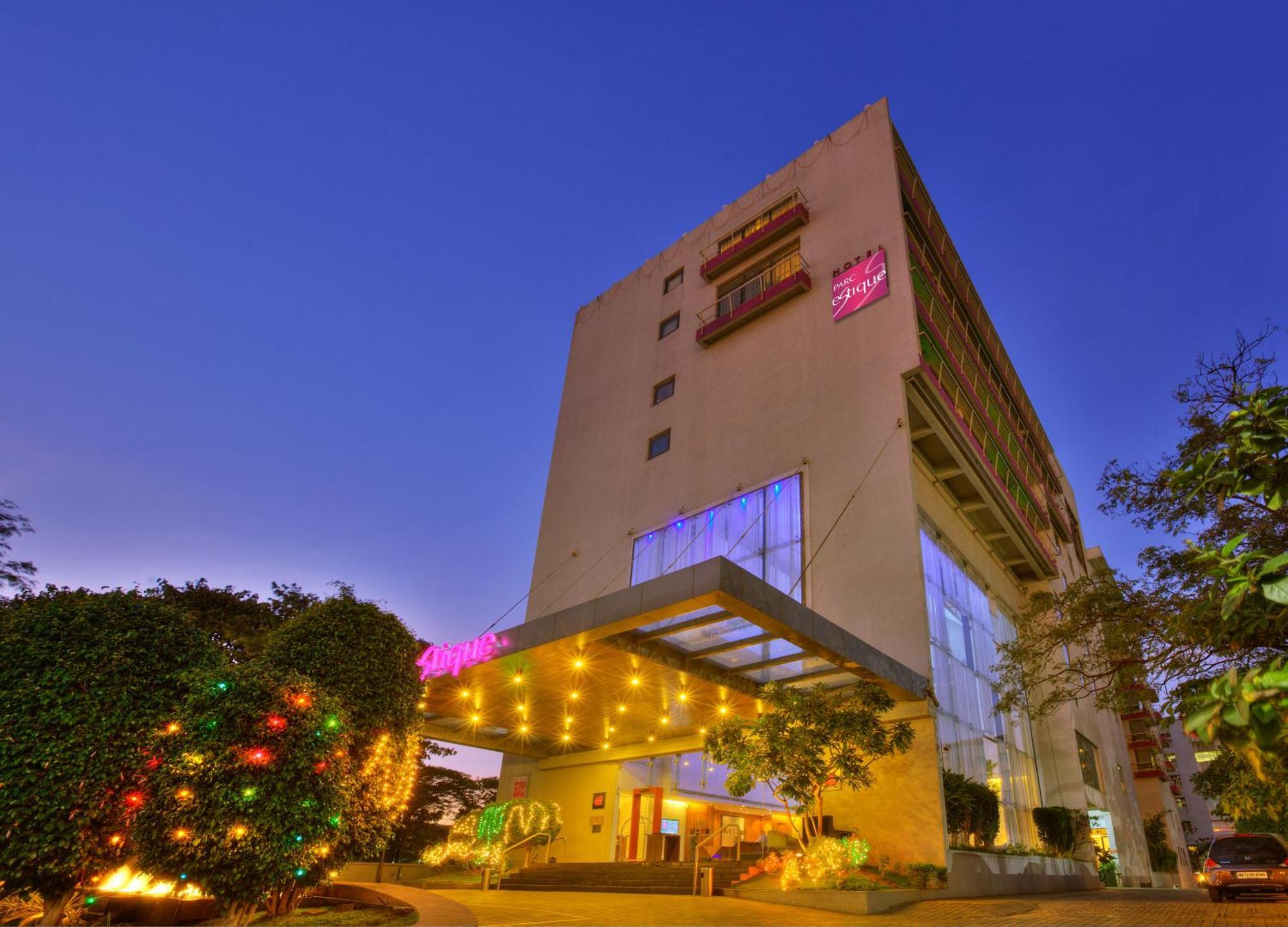 Hotel Parc Estique Pune Eksteriør bilde