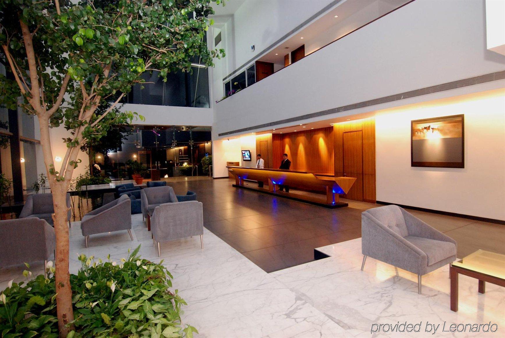 Hotel Parc Estique Pune Interiør bilde