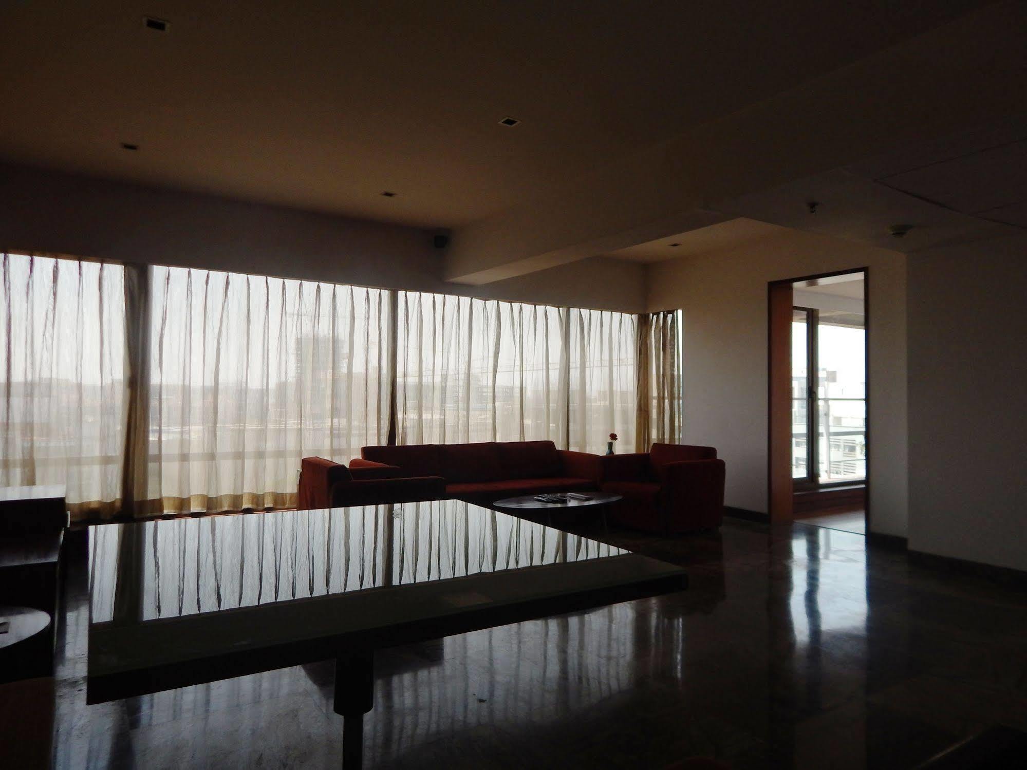 Hotel Parc Estique Pune Eksteriør bilde