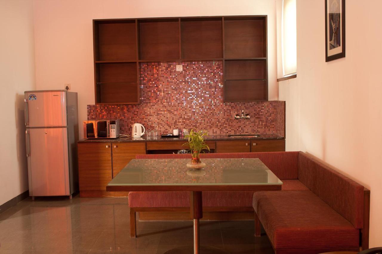 Hotel Parc Estique Pune Eksteriør bilde