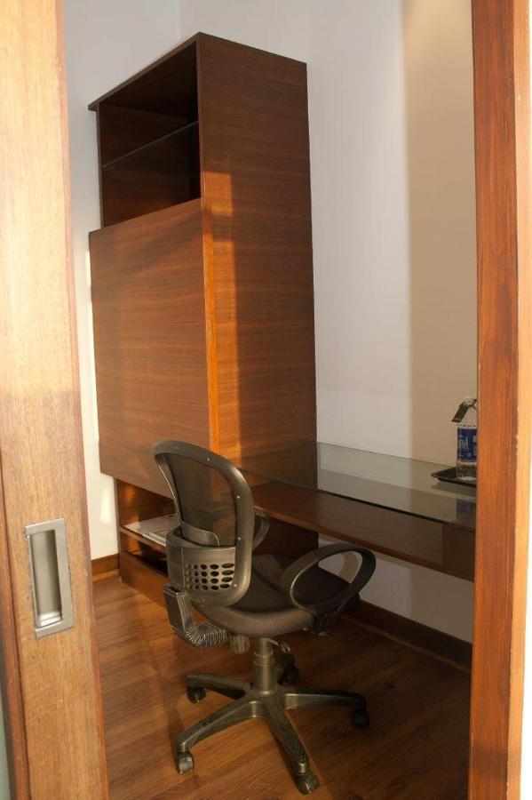 Hotel Parc Estique Pune Eksteriør bilde