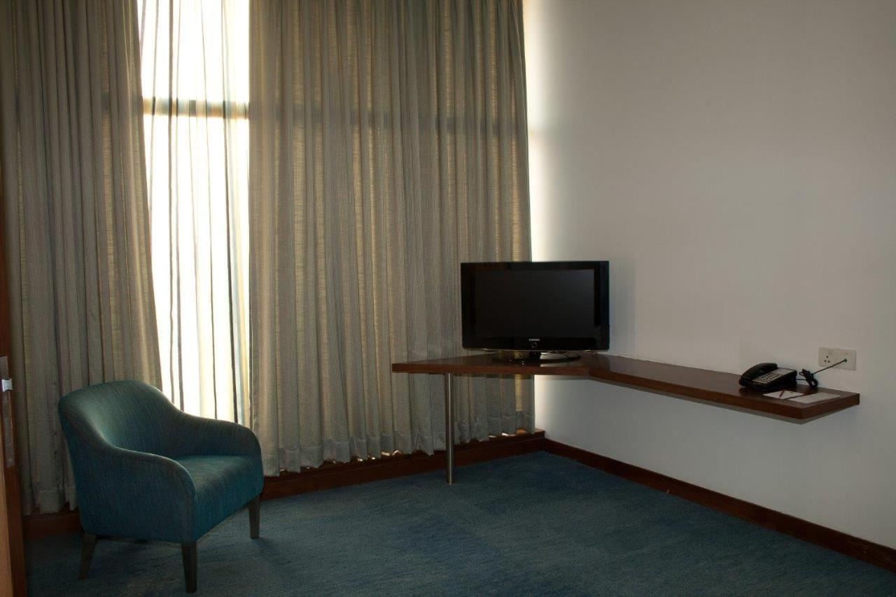 Hotel Parc Estique Pune Eksteriør bilde